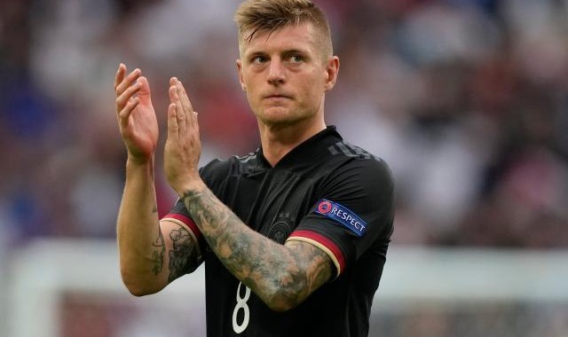 开云娱乐-克罗斯宣布重返德国国家队 将出战今夏欧洲杯