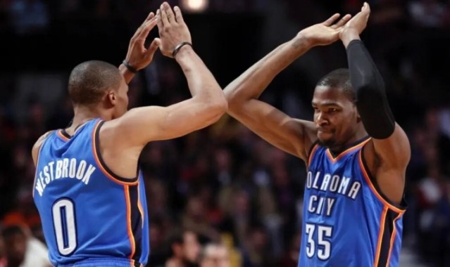 2017年：杜兰特、威少与哈登在骑勇对决后的命运分岔